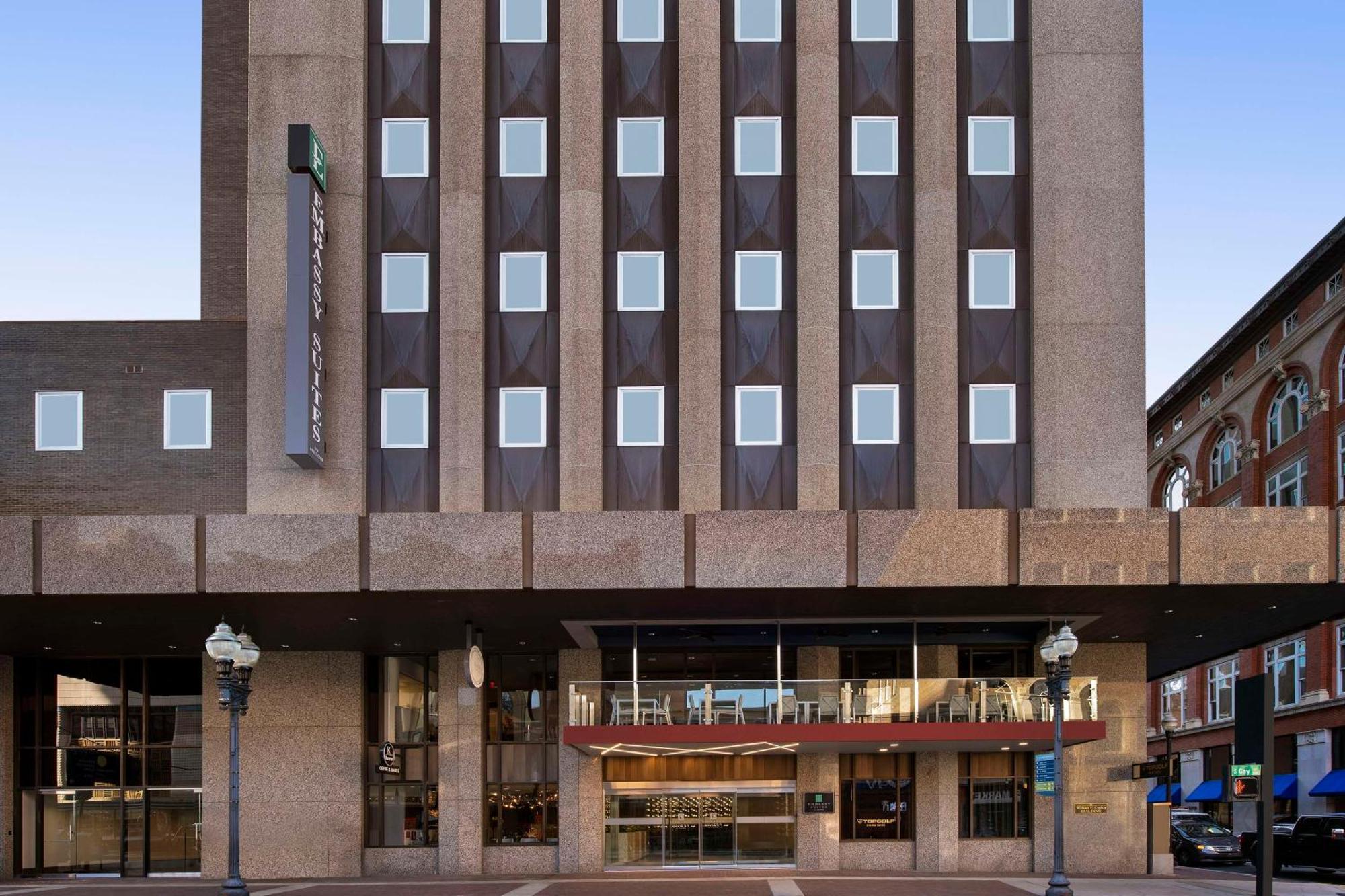 Embassy Suites By Hilton Knoxville Downtown Exterior photo